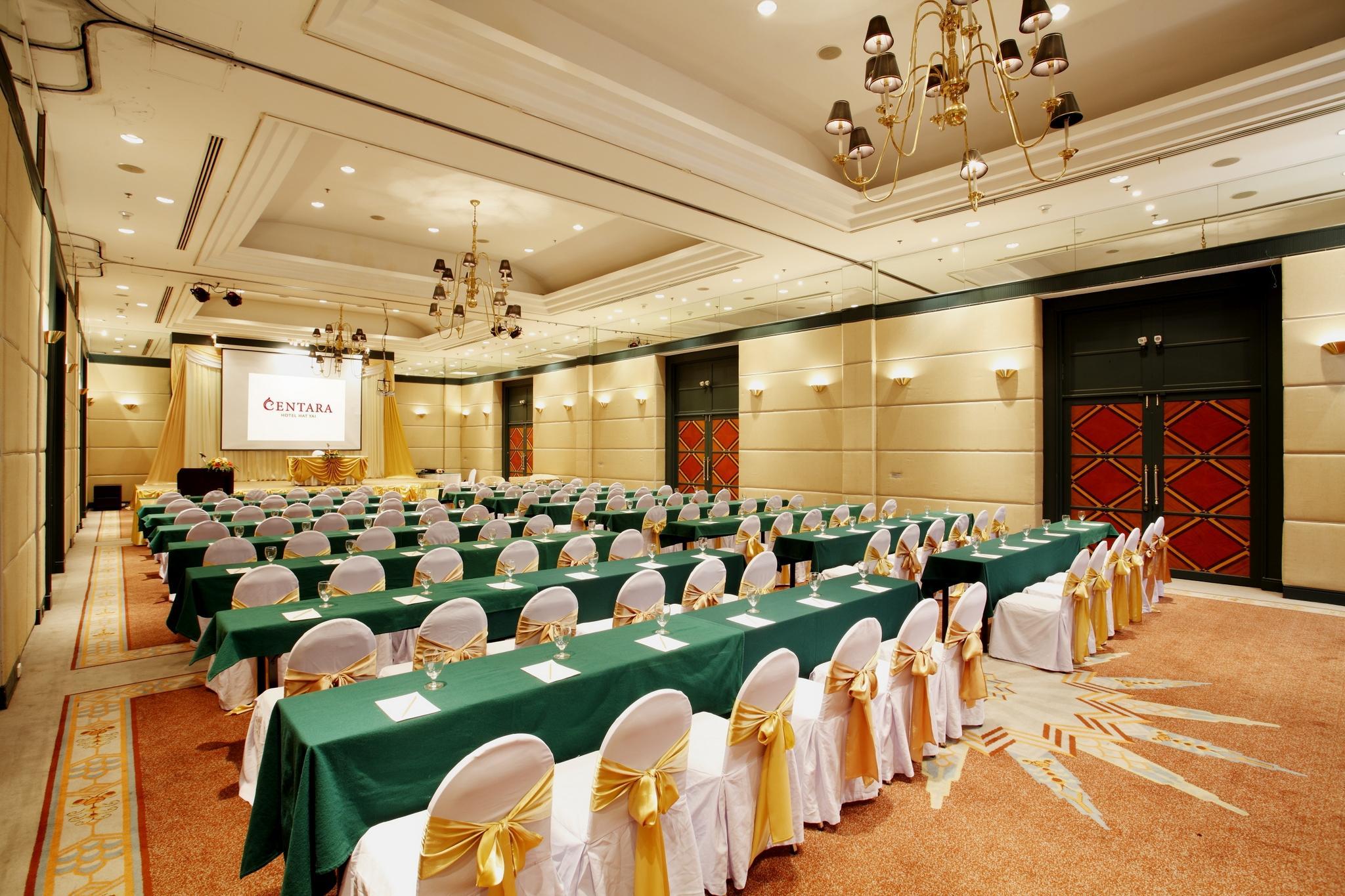Centara Hotel Hat Yai Exterior photo