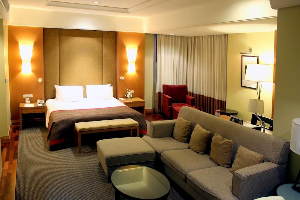 Centara Hotel Hat Yai Exterior photo