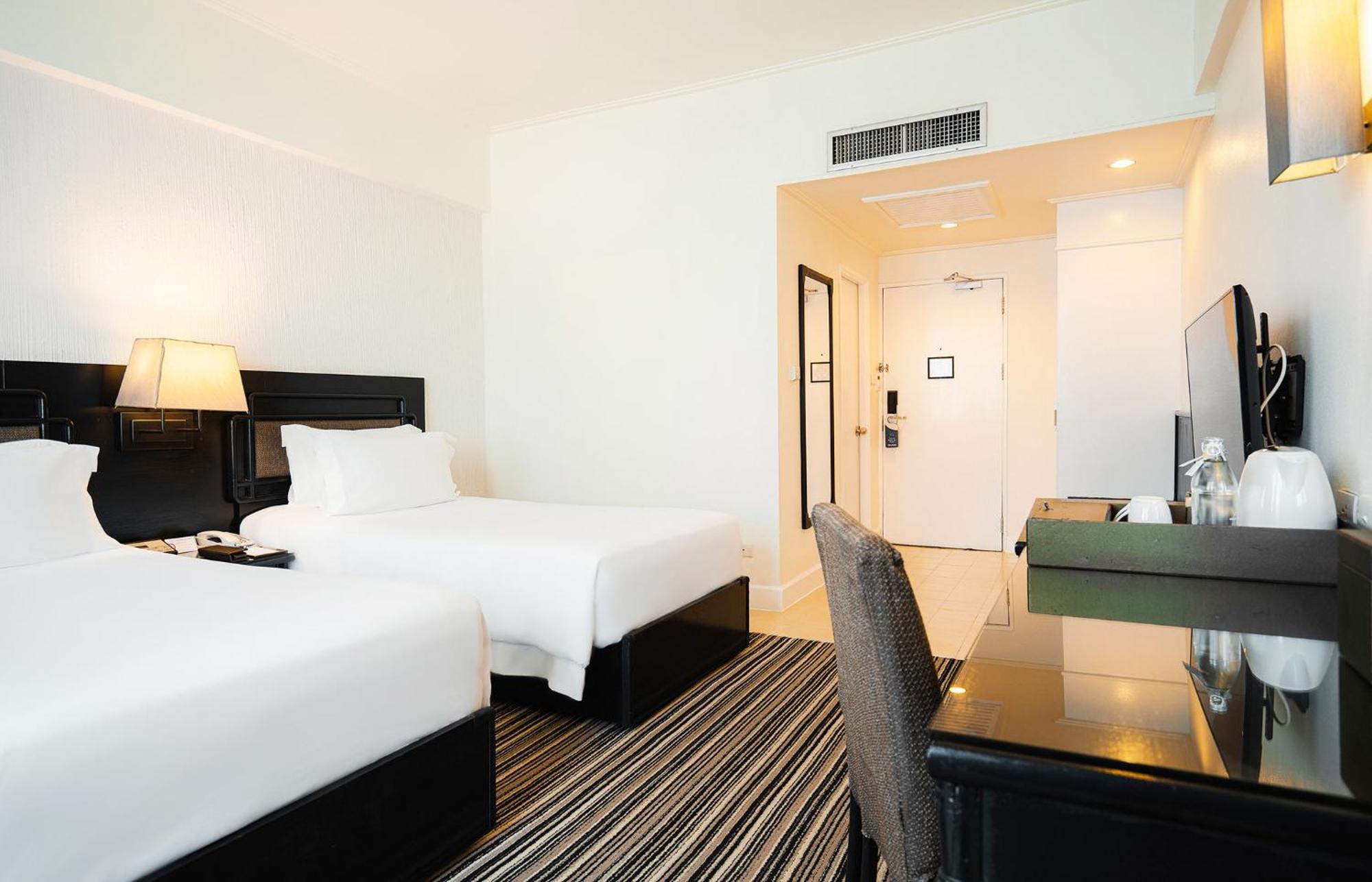Centara Hotel Hat Yai Exterior photo